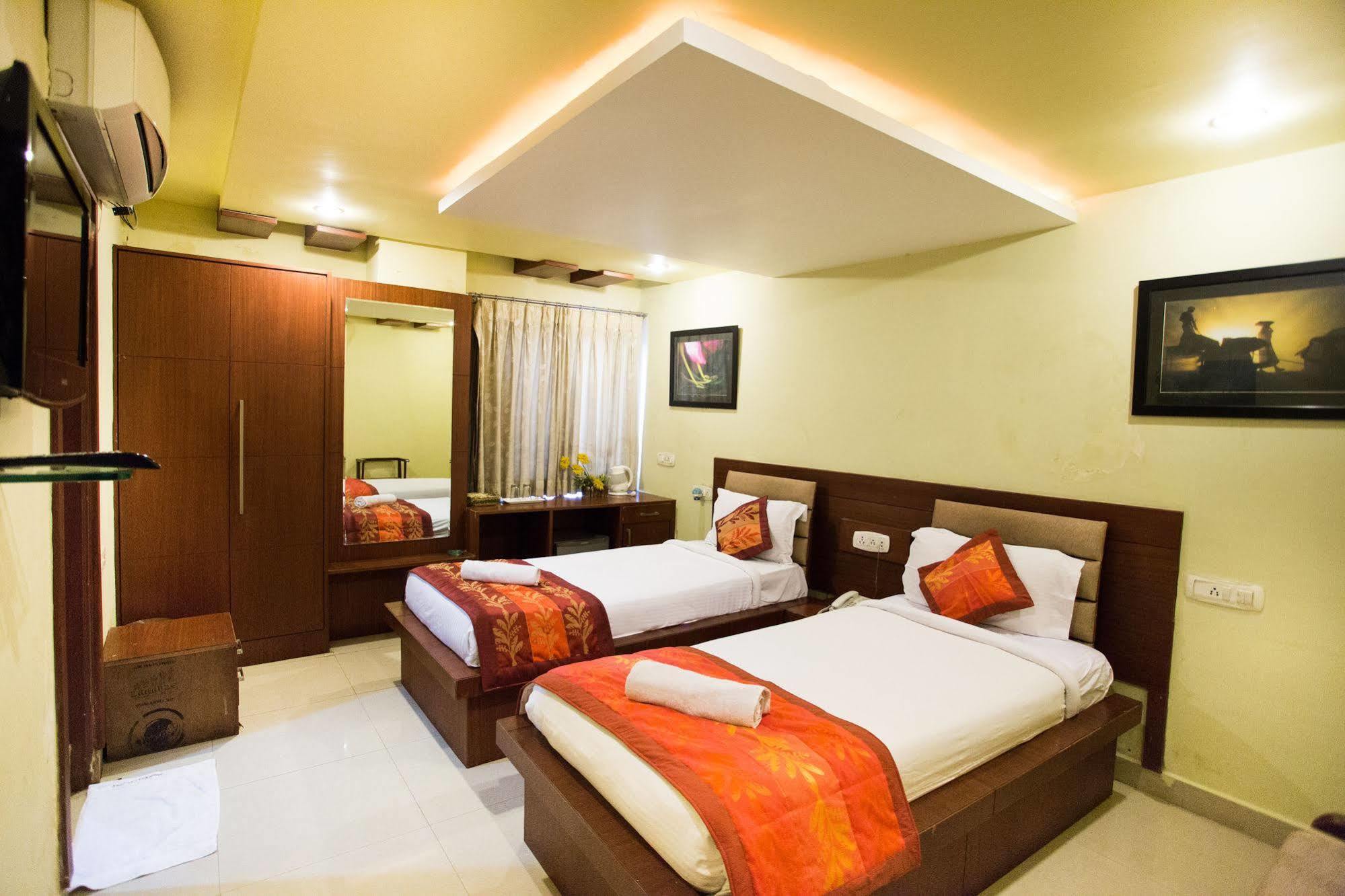 Namo Suites Hyderabad Exterior foto